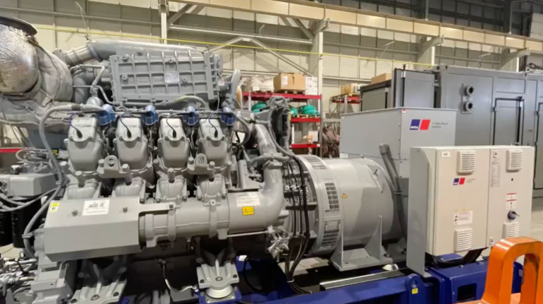 nullImage of MTU 8V4000 GS MIP+ MMC turbocharged gas engine - with Stamford alternator and base frame - used gas genset for sale