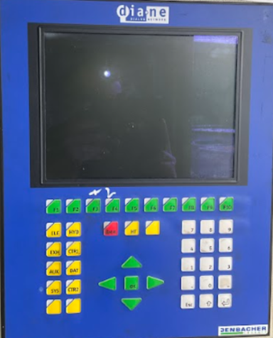 nullAn image of the control panel for the Jenbacher 320 container. 