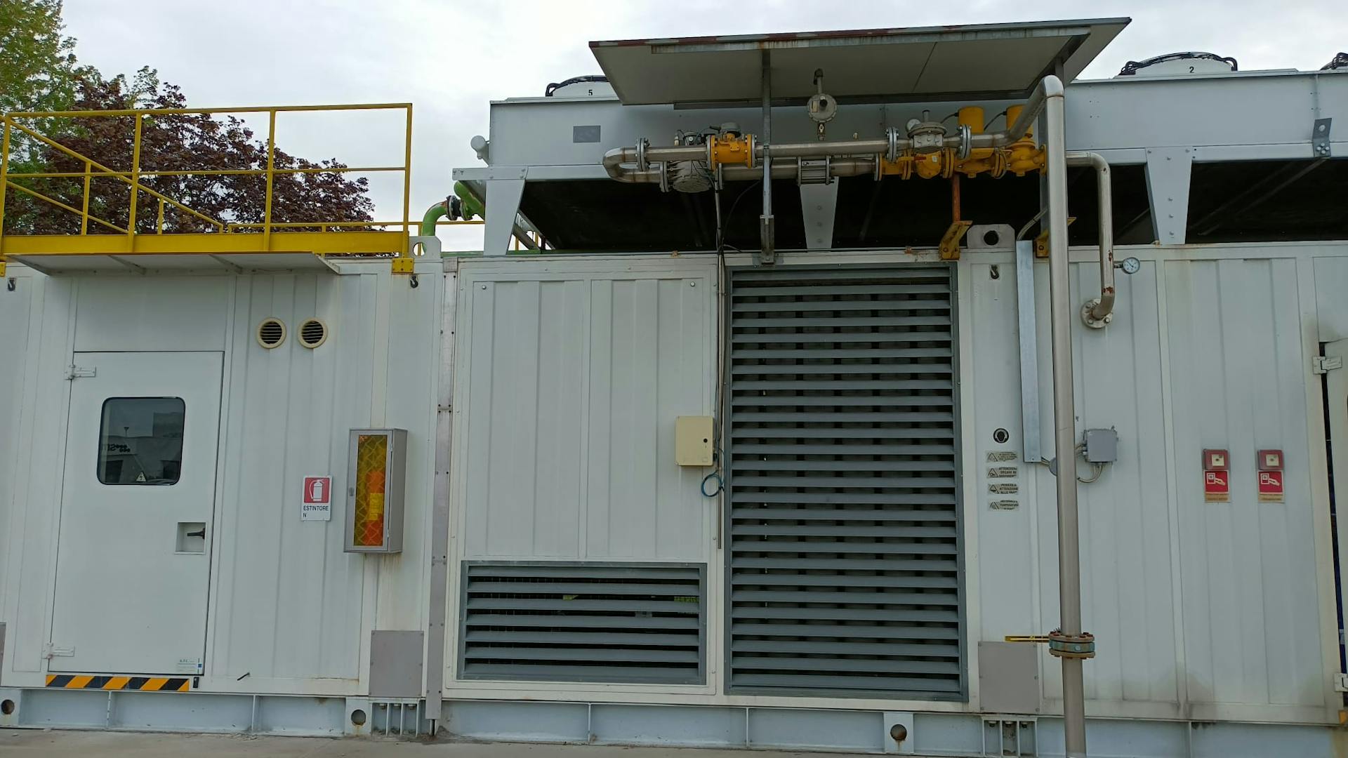 MWM2016 10Image of Deutz MWM2016 V16 natural gas complete containerised genset showing exterior - industrial generator sales